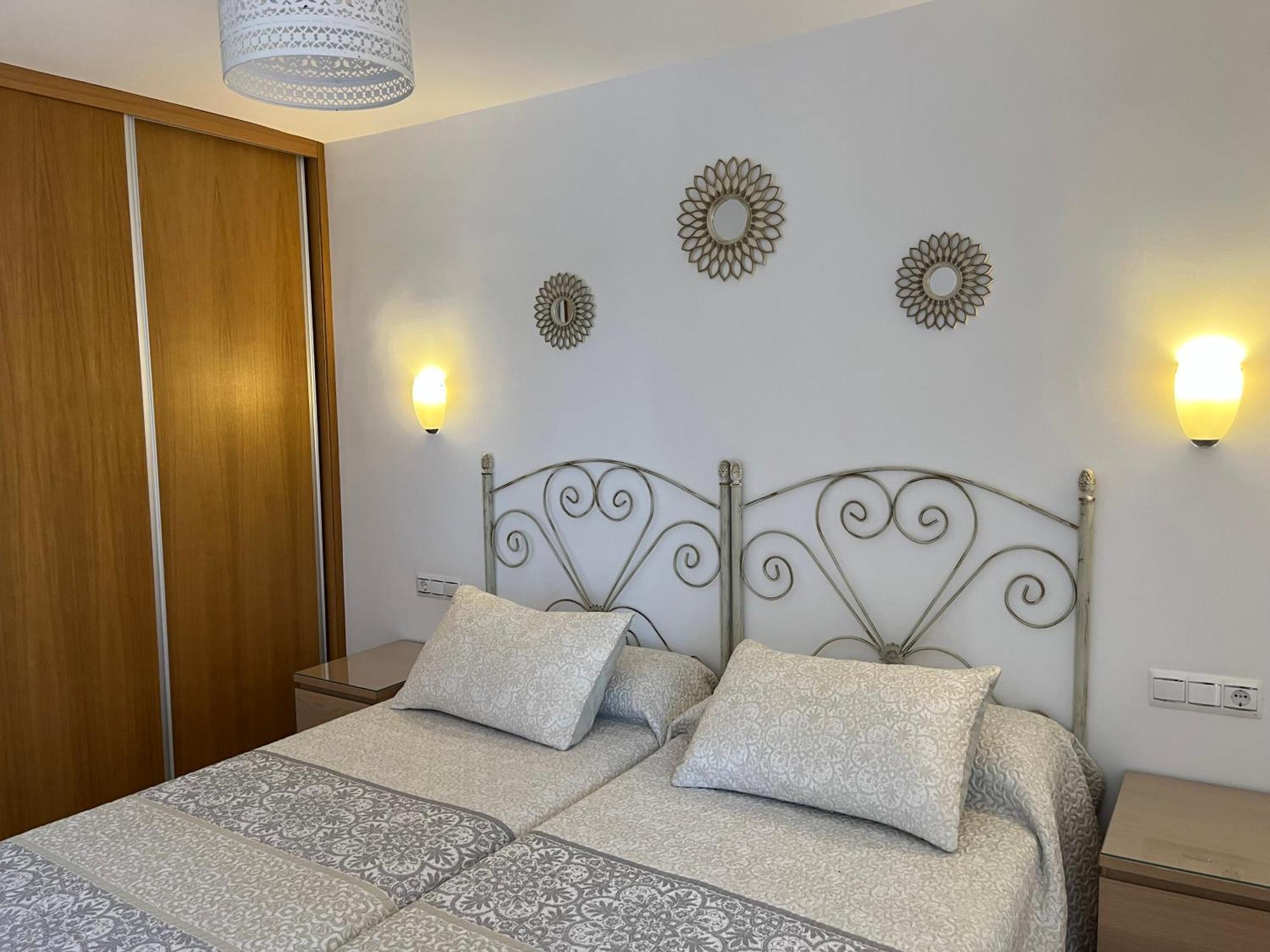 Amaner Capri Apartman Torre Del Mar Kültér fotó