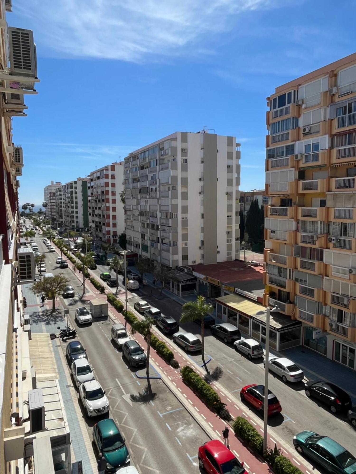 Amaner Capri Apartman Torre Del Mar Kültér fotó