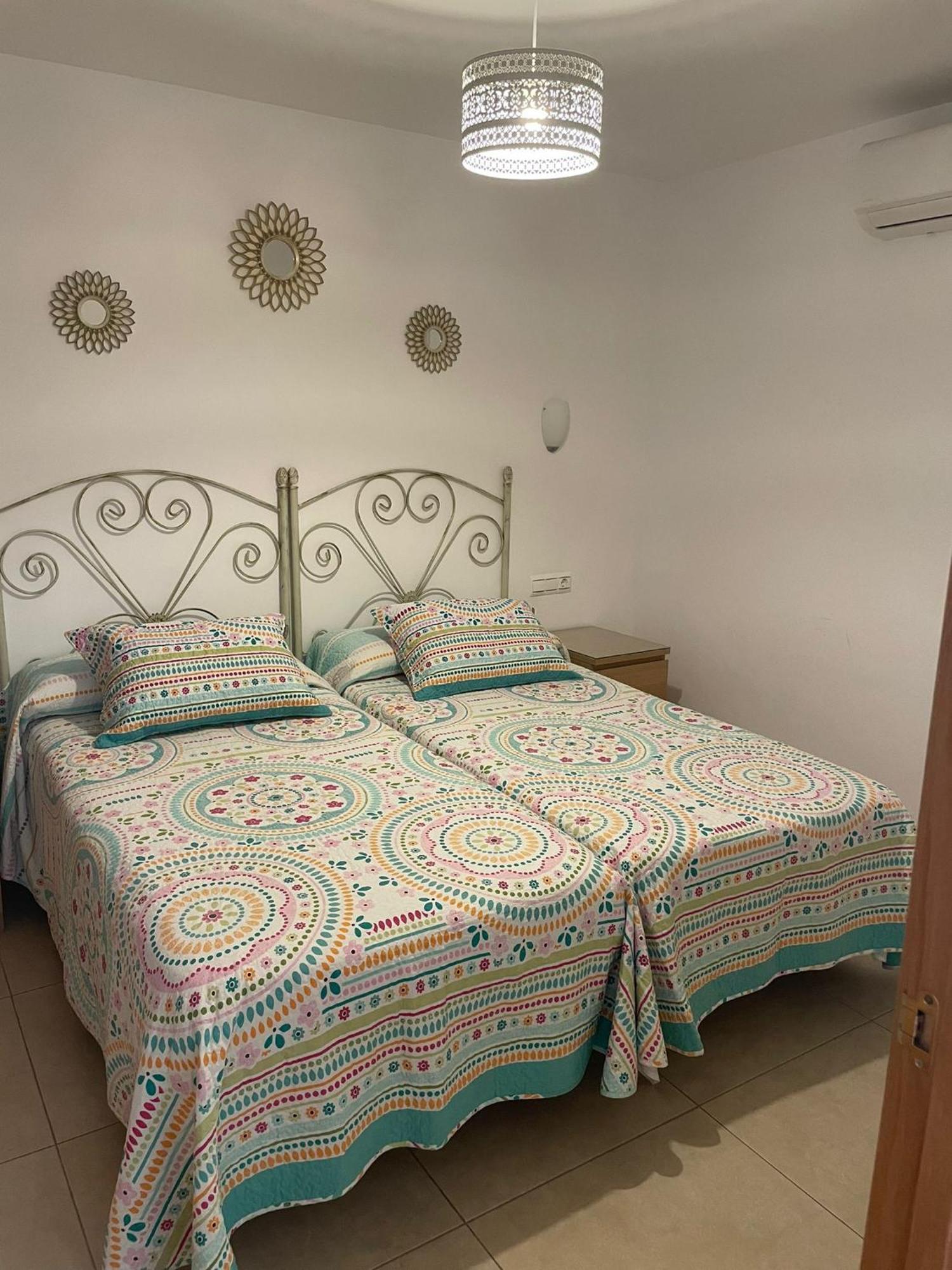 Amaner Capri Apartman Torre Del Mar Kültér fotó